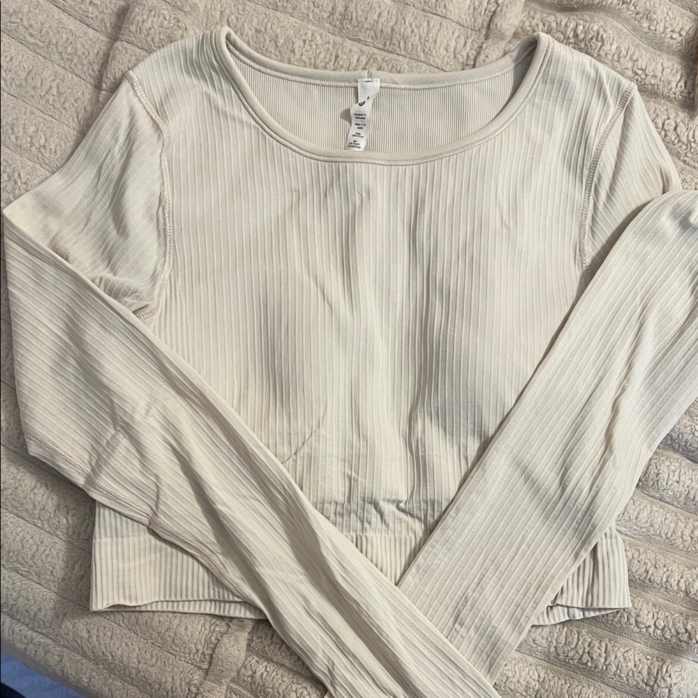 Lululemon Ebb to Street Cropped Ribbed Long Sleeve - women’s size 8